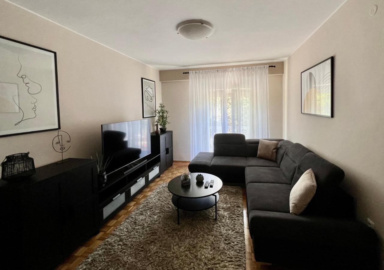 Bridge Apartment *